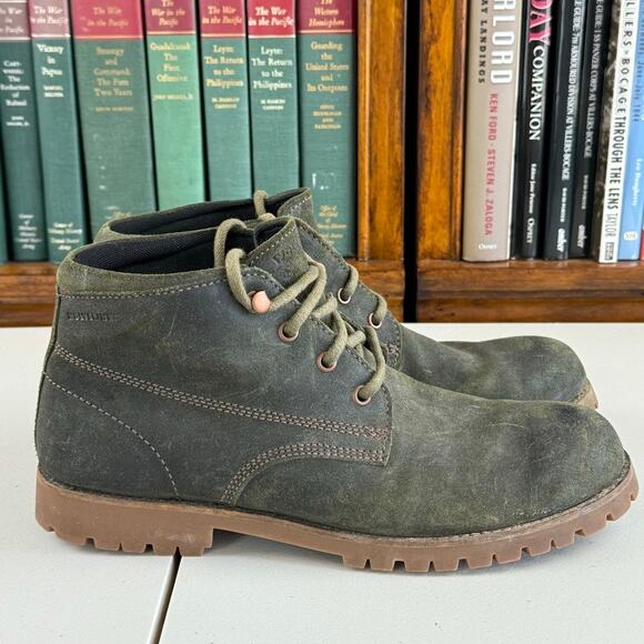 Wolverine Men's Olive Distressed Leather Ankle Lug Sole Chukka Boot Sz 9.5 - Picture 1 of 7